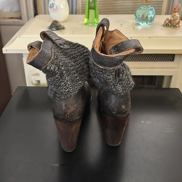 Bedstu Black with gold wash leather sweater slouch wedge bootie US8.5 - Picture 3 of 11